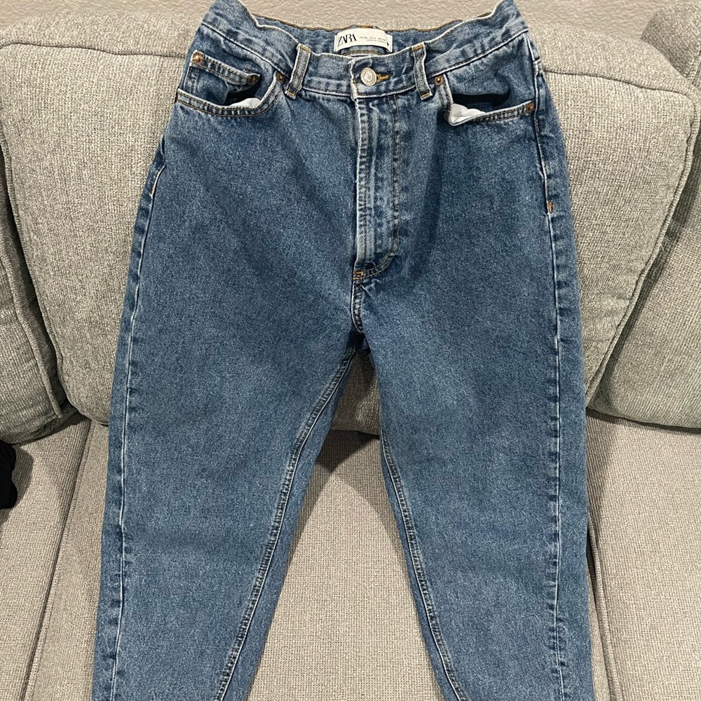 Zara jeans